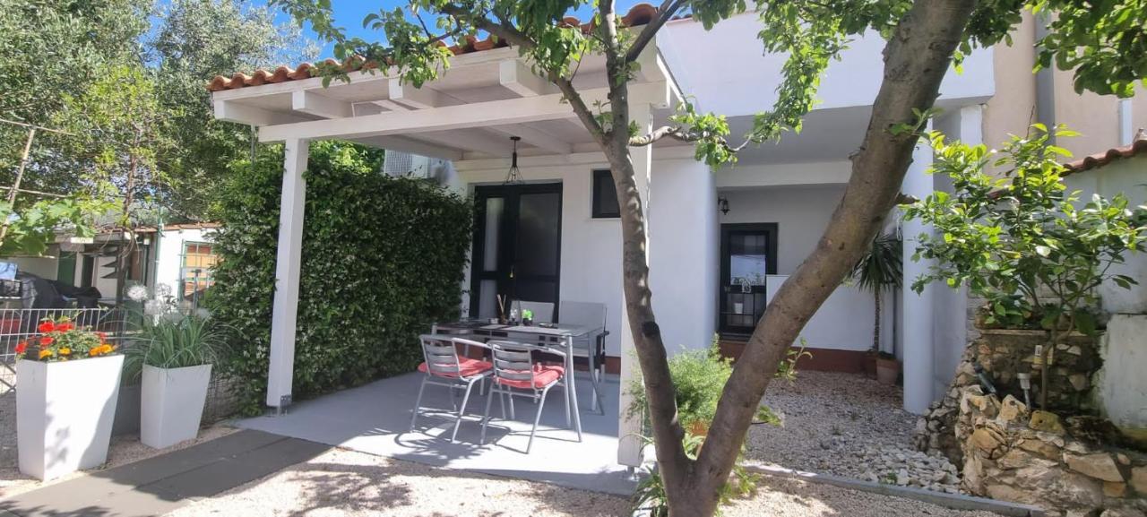 Apartment Apartman Stura 1 *